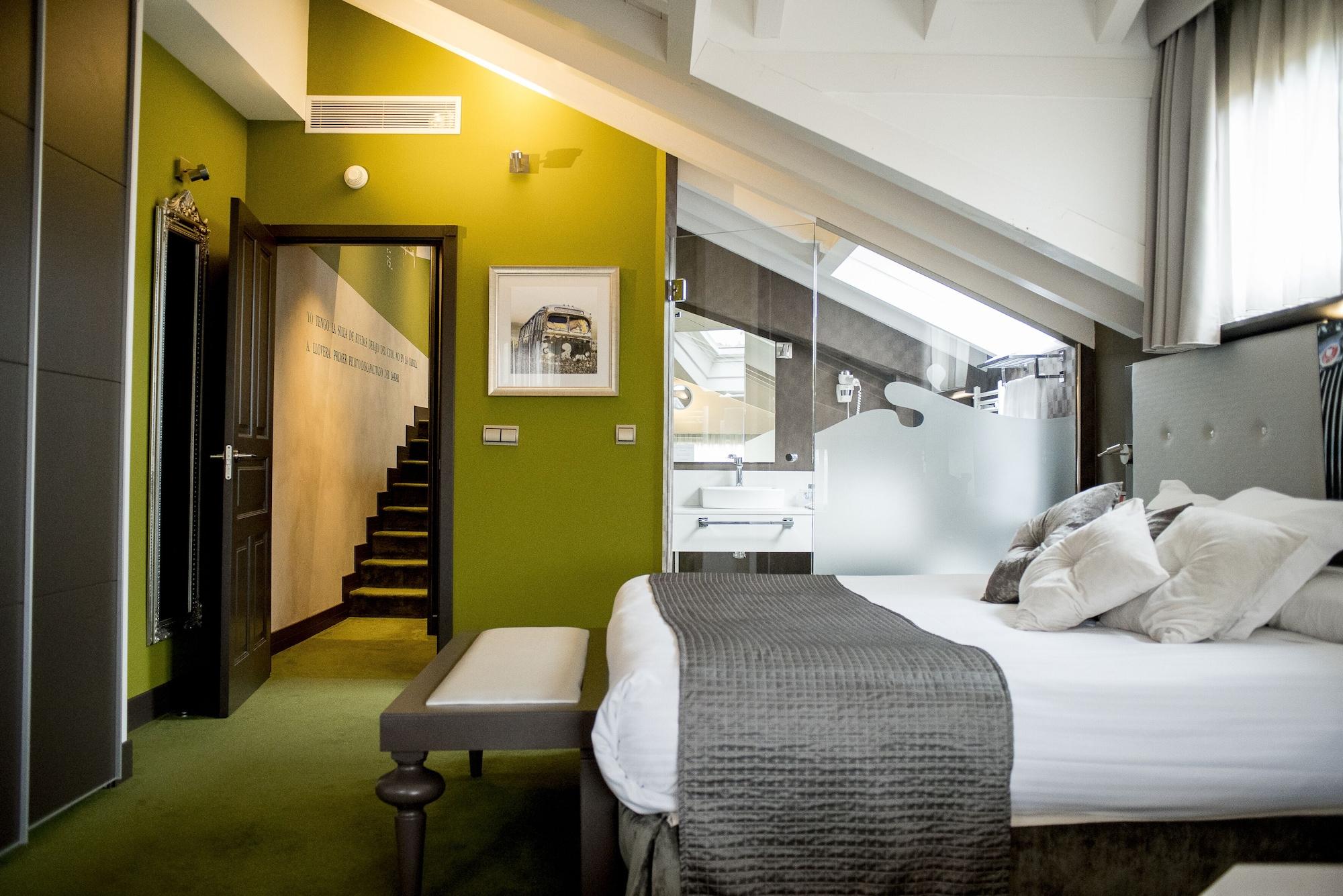 Costa Esmeralda Hotel 5*
